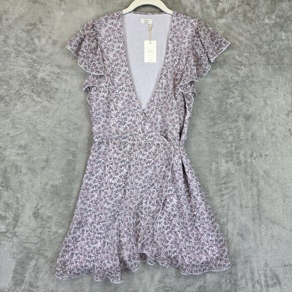 Wilfred Wrap Dress Womens Medium White Pink Floral Ruffle V Neck Aritzia Mini - Picture 1 of 12